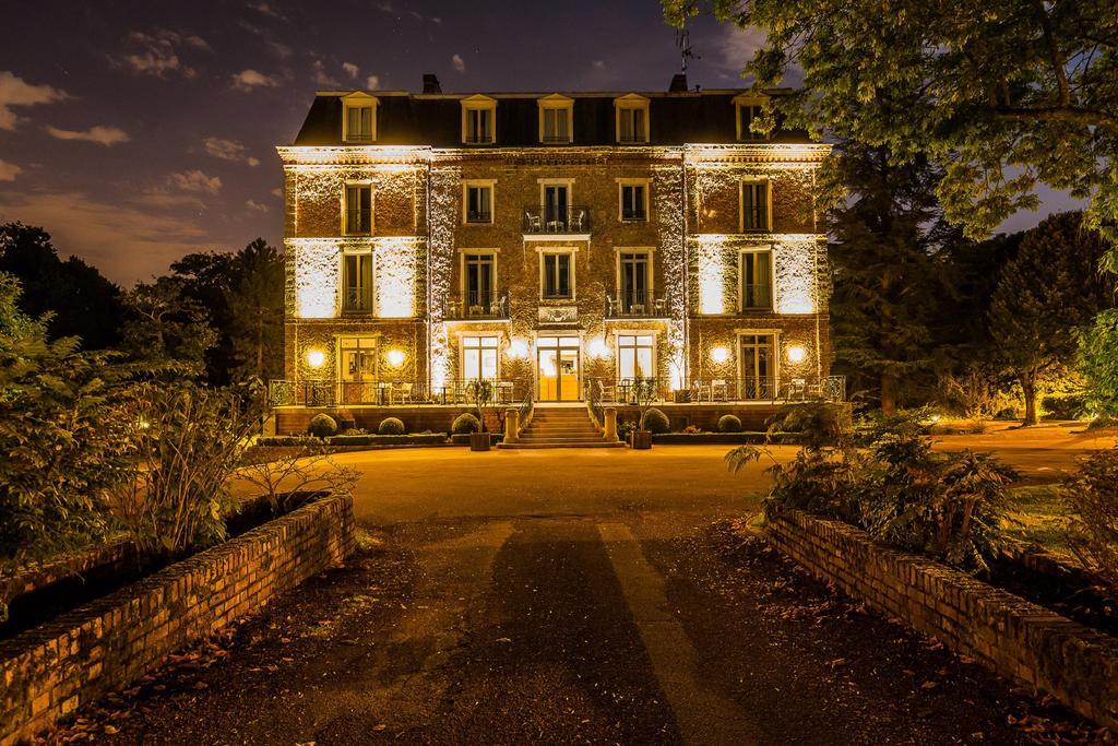 Hotel Logis le Manoir de Sauvegrain à Saint-Lambert  Extérieur photo