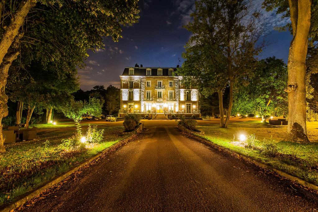 Hotel Logis le Manoir de Sauvegrain à Saint-Lambert  Extérieur photo