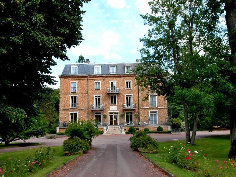 Hotel Logis le Manoir de Sauvegrain à Saint-Lambert  Extérieur photo