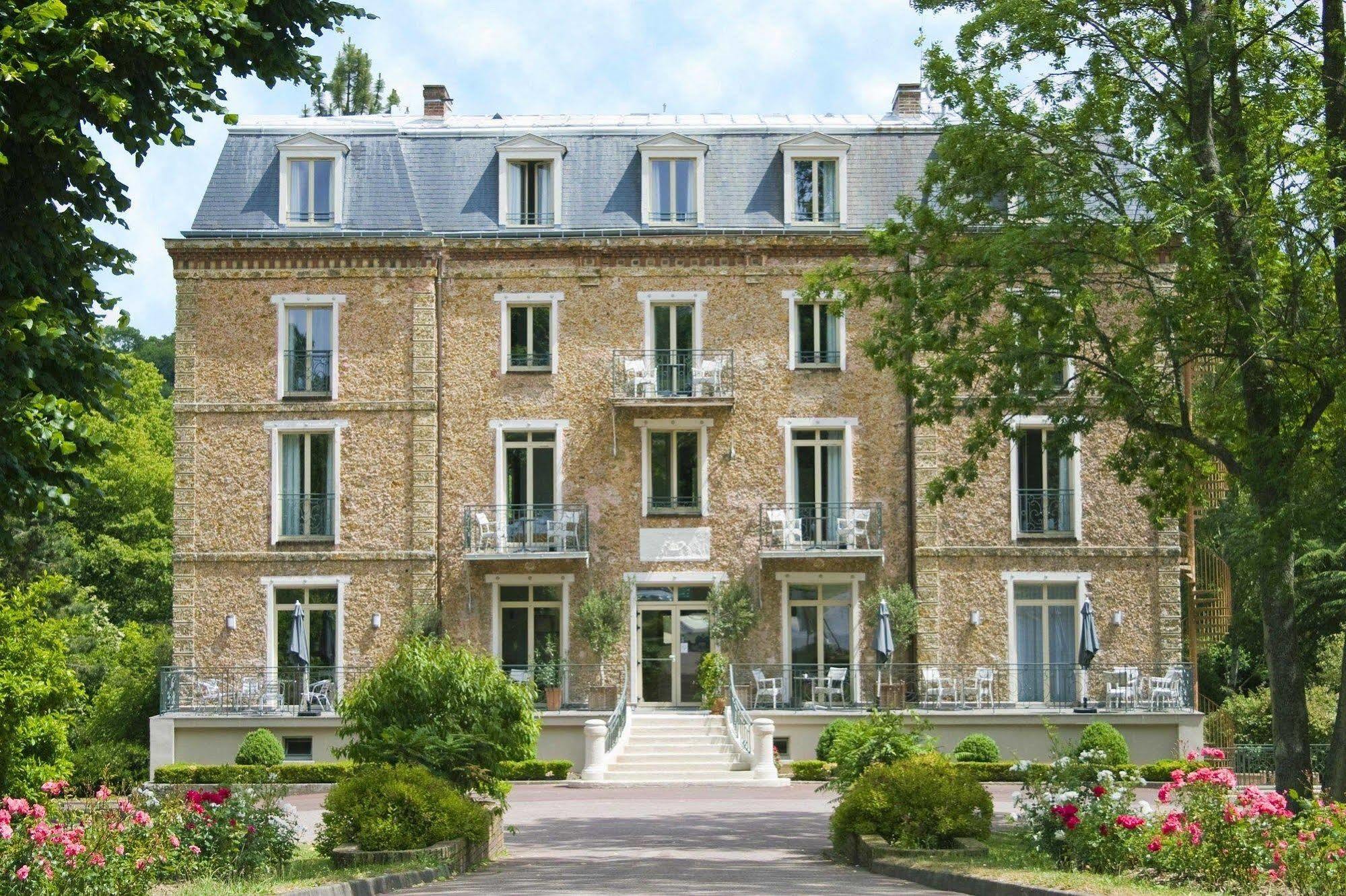 Hotel Logis le Manoir de Sauvegrain à Saint-Lambert  Extérieur photo